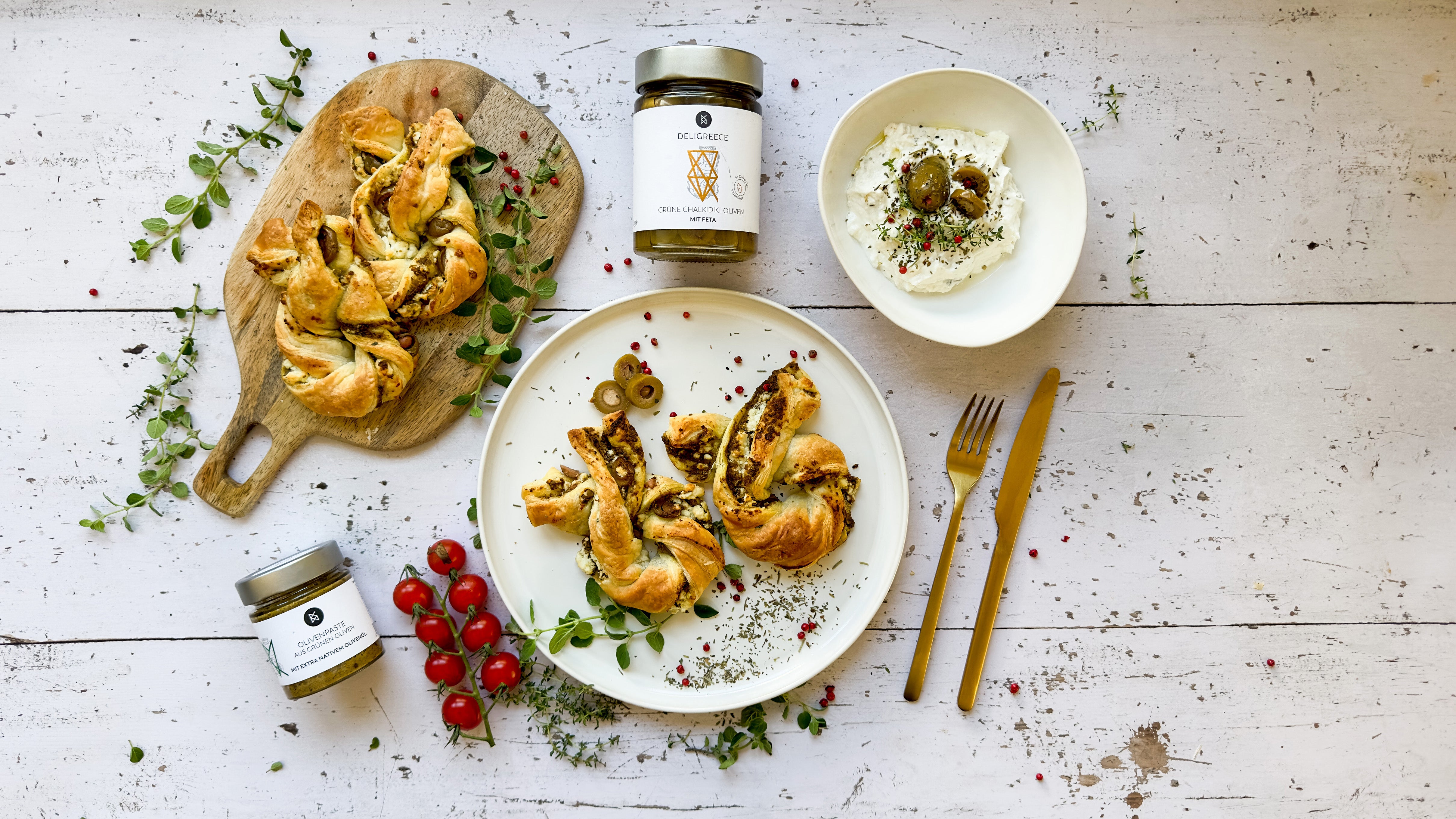 Oliven-Blätterteig-Hasen – Deligreece | pure handmade quality Oliven-Blätterteig-Hasen – Deligreece | pure handmade quality