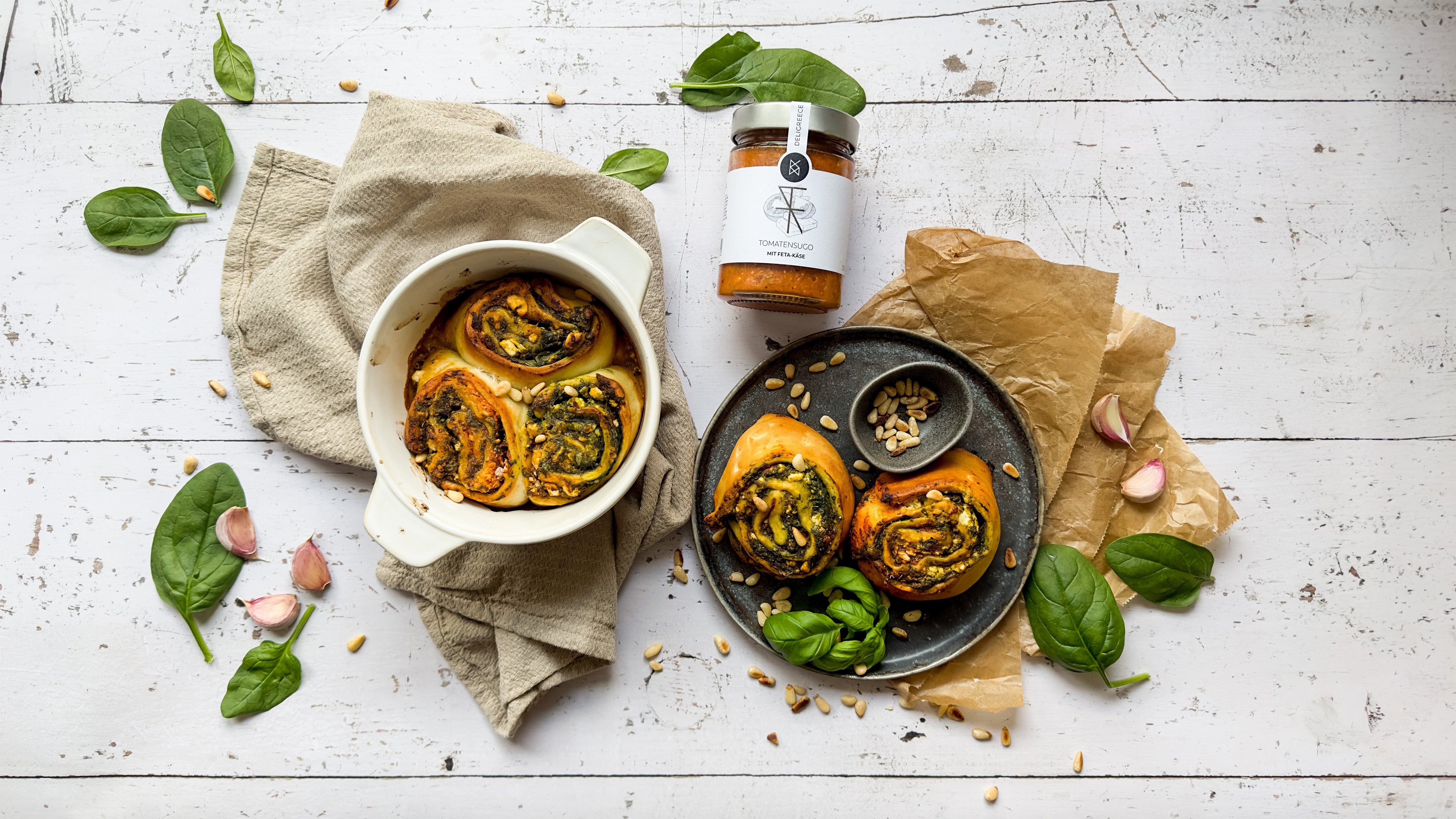 Pizzaschnecken mit Spinat & Feta – Deligreece | pure handmade quality Pizzaschnecken mit Spinat & Feta – Deligreece | pure handmade quality