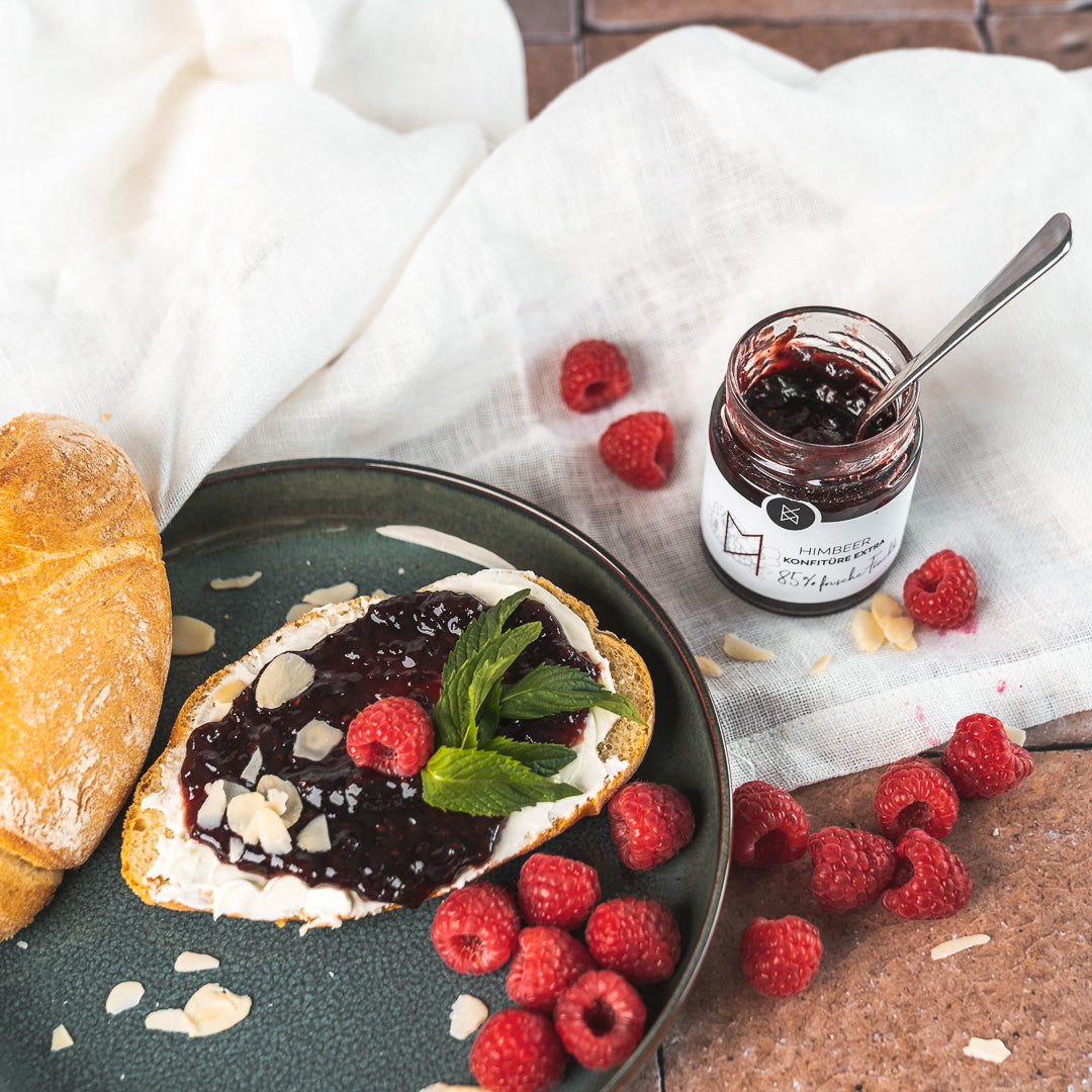 Himbeer Konfitüre Extra, 85% Fruchtanteil – Deligreece | pure handmade ... Himbeer Konfitüre Extra, 85% Fruchtanteil – Deligreece | pure handmade ...